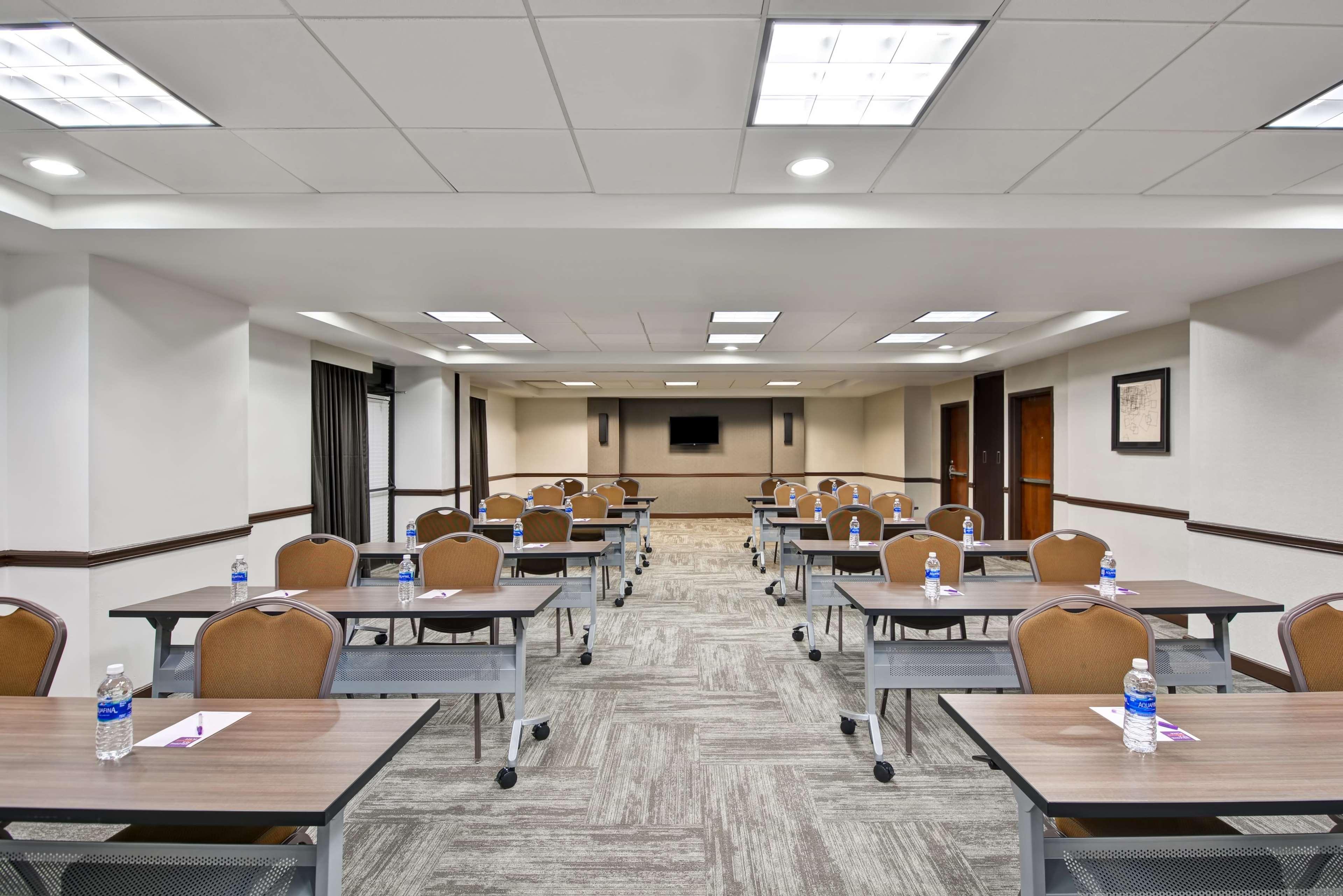 Hyatt Place Birmingham/הובר מראה חיצוני תמונה