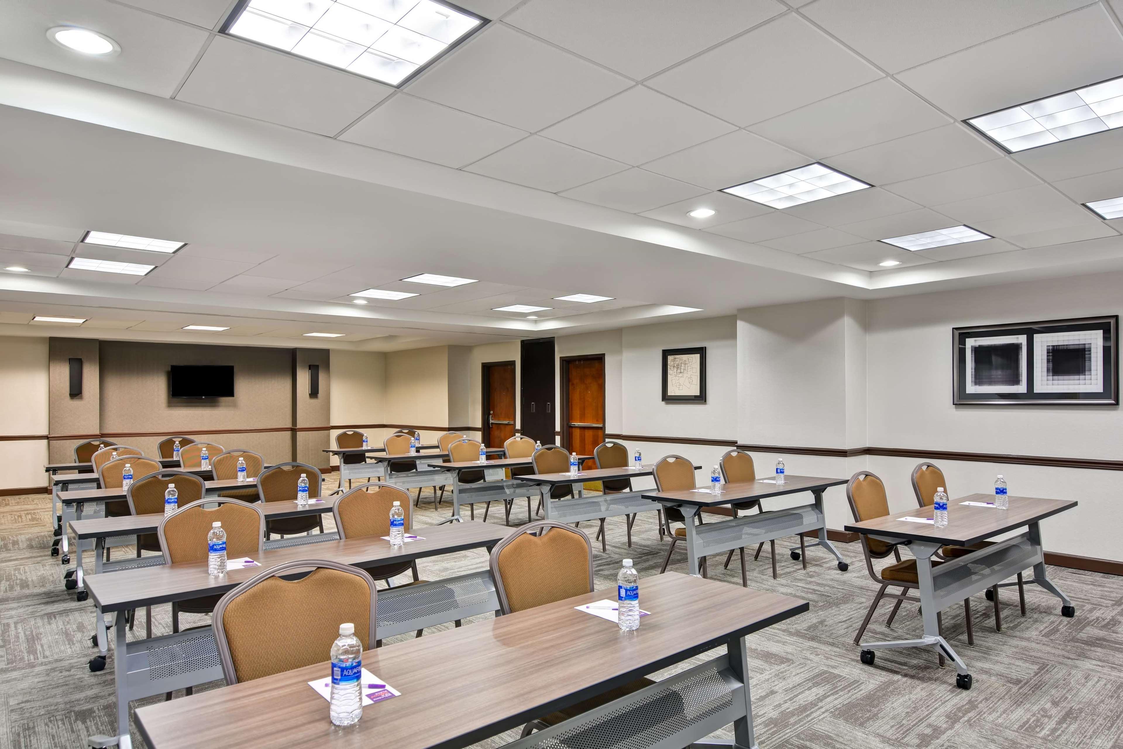 Hyatt Place Birmingham/הובר מראה חיצוני תמונה