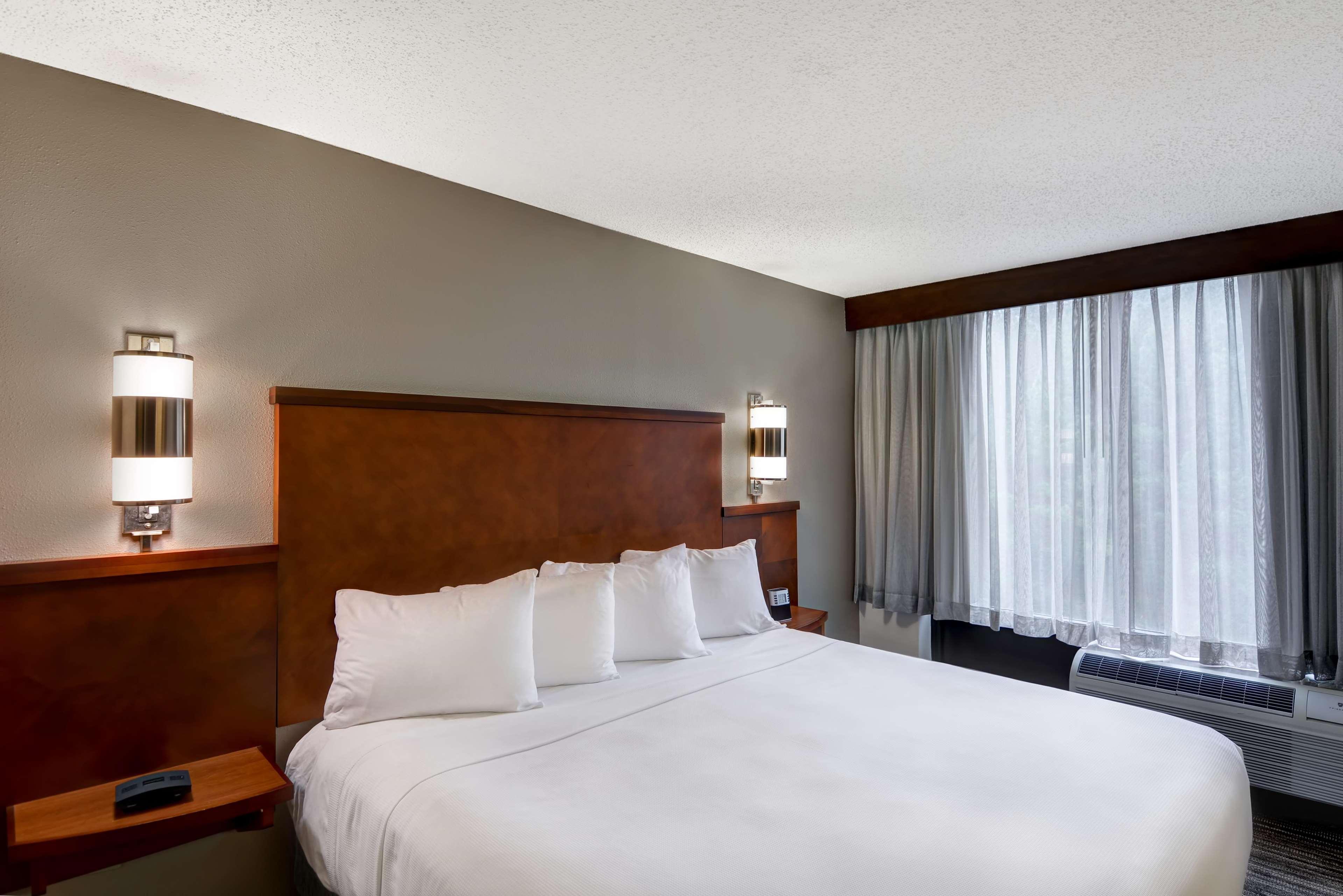 Hyatt Place Birmingham/הובר מראה חיצוני תמונה