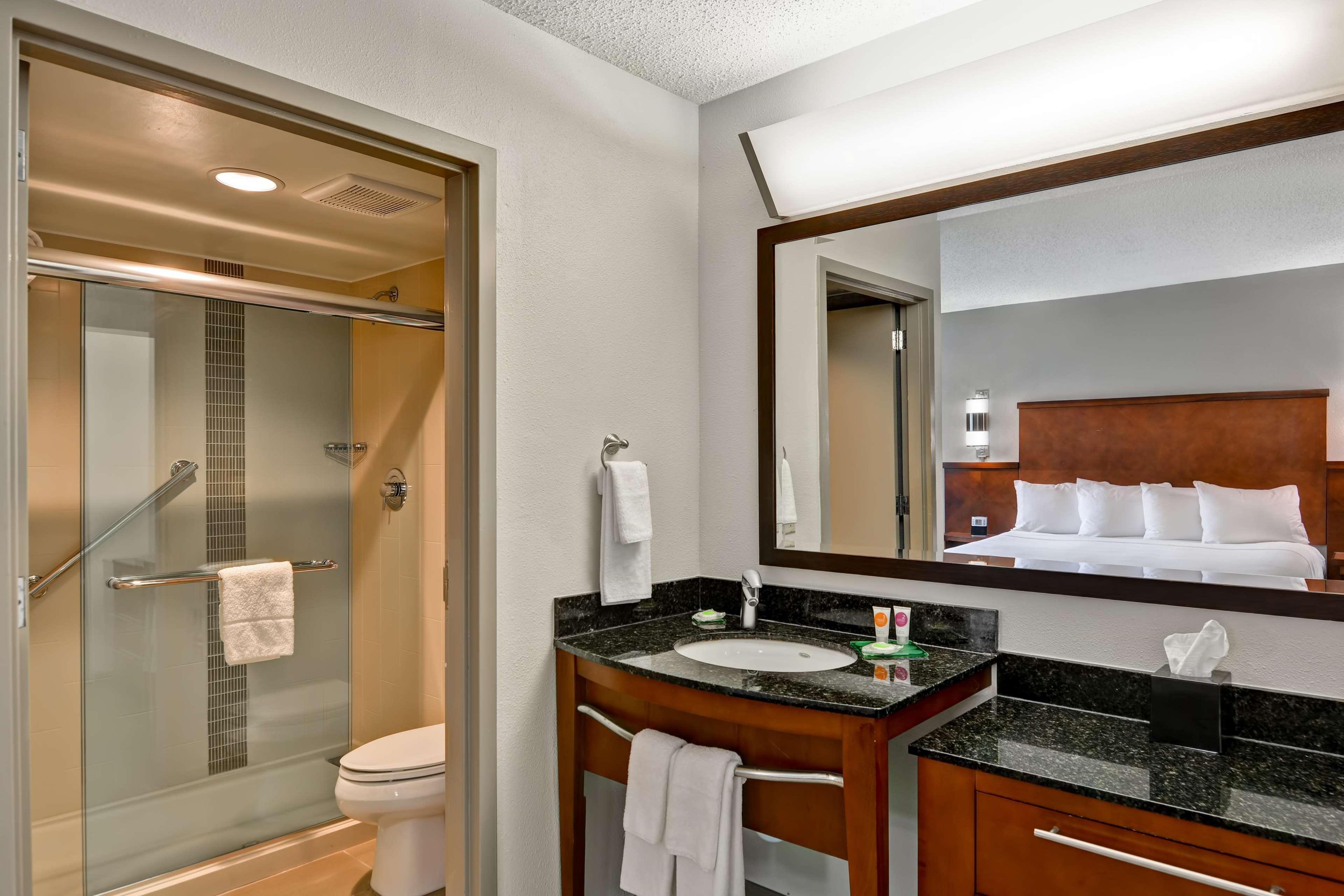 Hyatt Place Birmingham/הובר מראה חיצוני תמונה