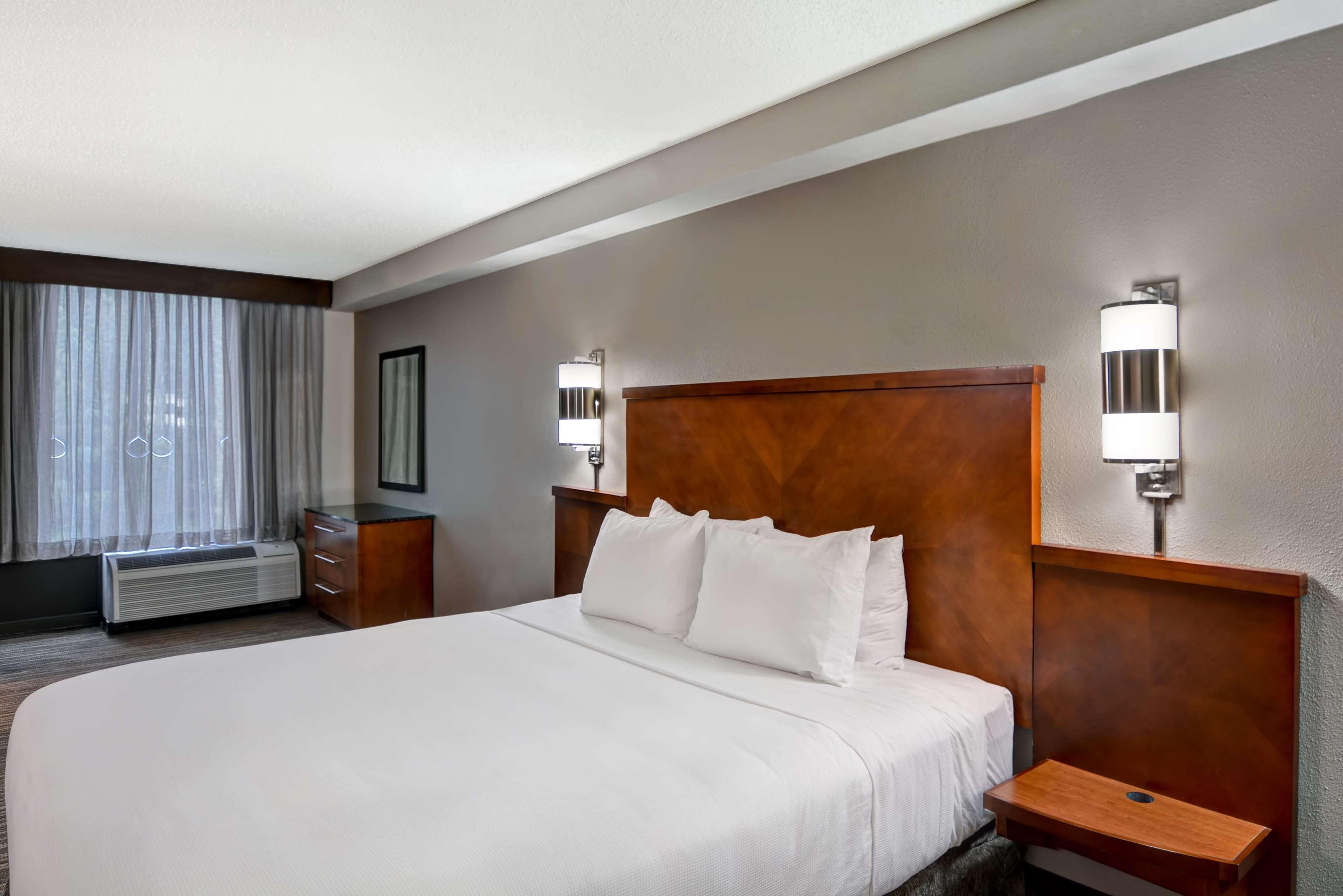 Hyatt Place Birmingham/הובר מראה חיצוני תמונה
