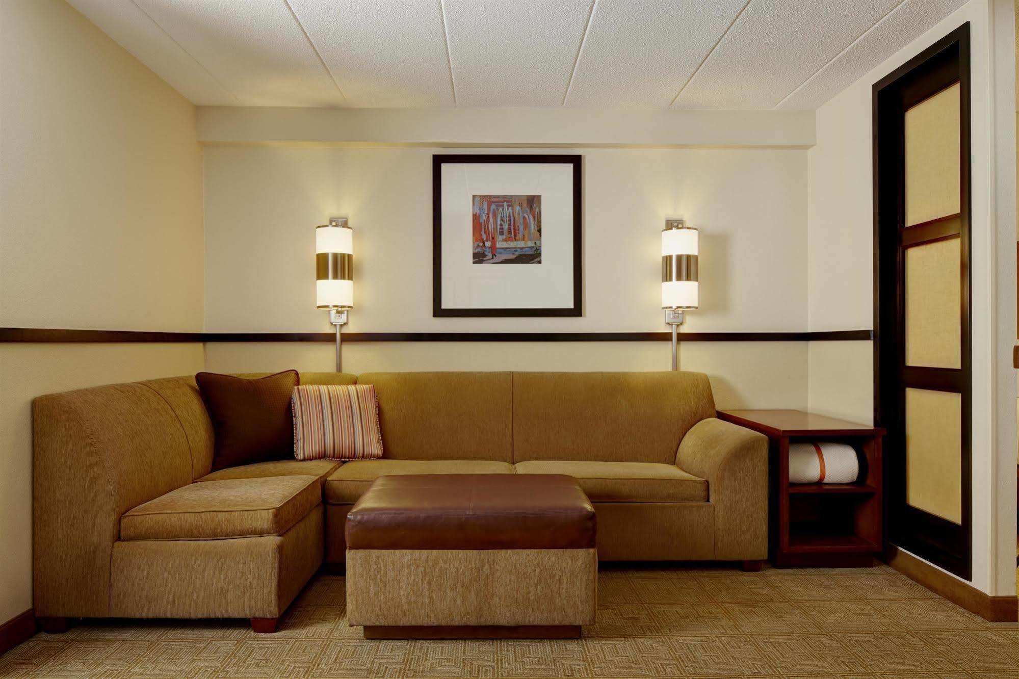 Hyatt Place Birmingham/הובר מראה חיצוני תמונה