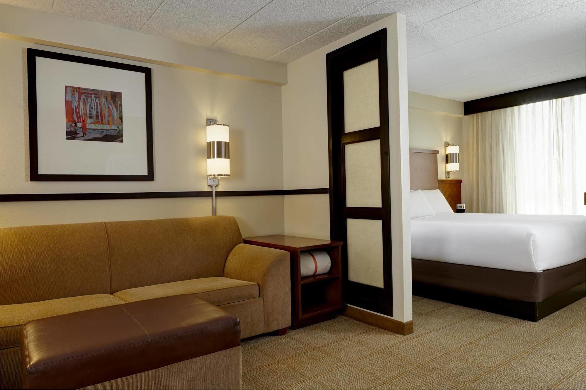 Hyatt Place Birmingham/הובר מראה חיצוני תמונה